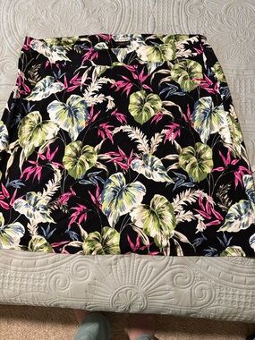 J. Jill Black Tropical Floral Midi Skirt with Pink and Green